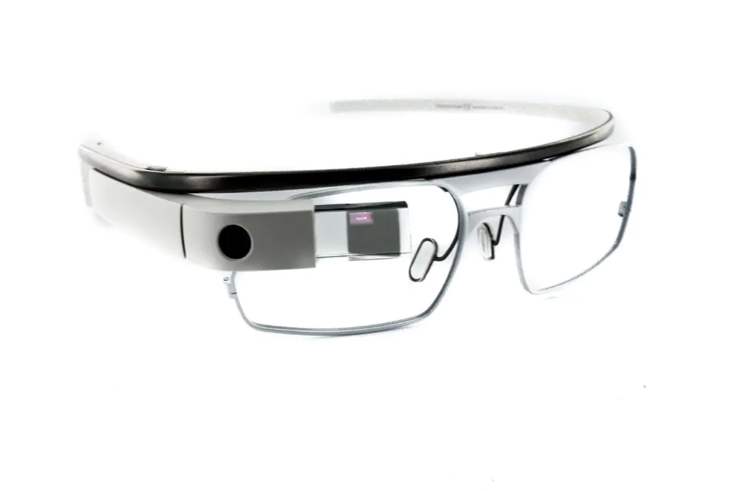 google_glass.webp